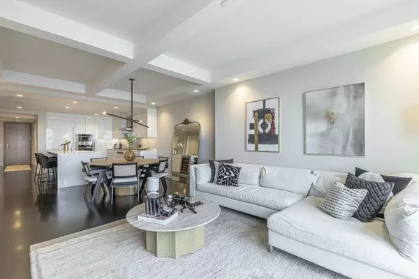 150 Seaport Blvd #6D, Boston, MA 02210