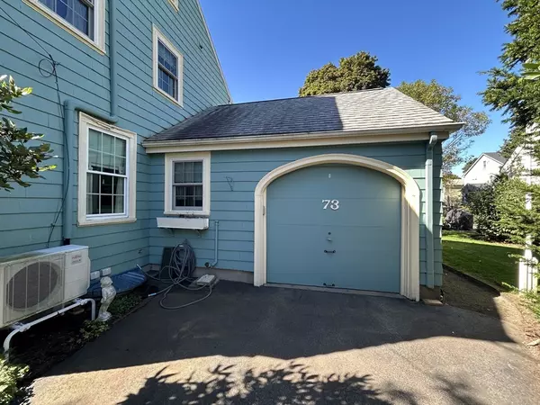 Needham, MA 02492,73 Woodlawn Ave