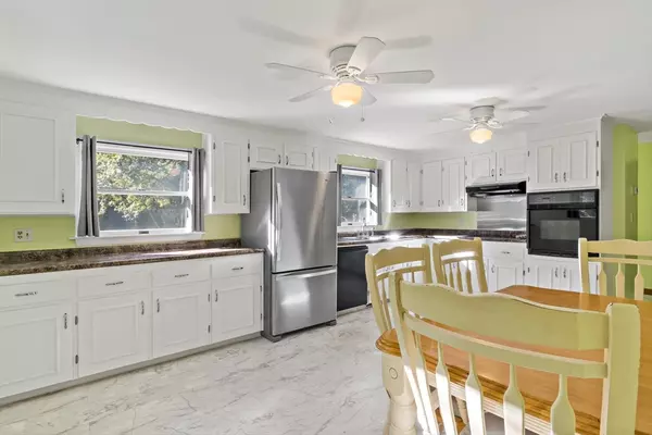 Mansfield, MA 02048,450 West St