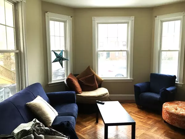 17 Putnam Ave #-, Cambridge, MA 02139