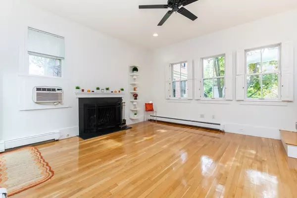 Cambridge, MA 02138,69A Walker Street #A