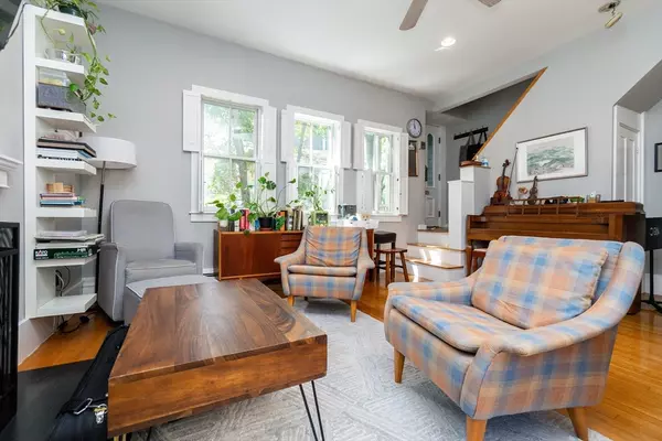 Cambridge, MA 02138,69A Walker Street #A