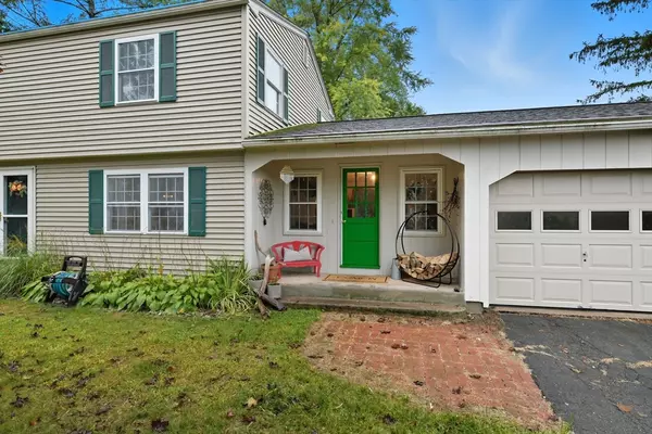 Amherst, MA 01002,551 West St