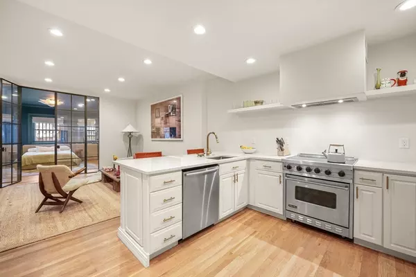 116 Commonwealth Avenue #1, Boston, MA 02116