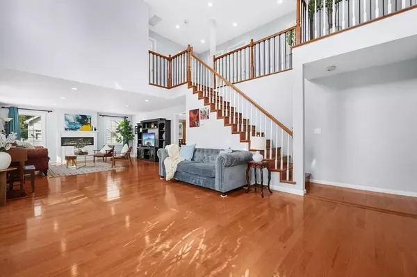 Acton, MA 01720,8 Laurel Ct