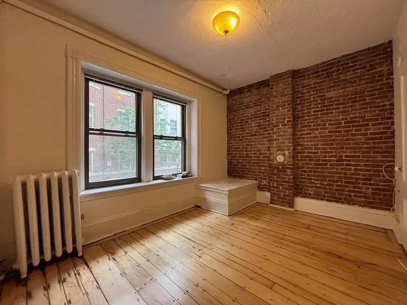 55 Joy St. #1, Boston, MA 02114
