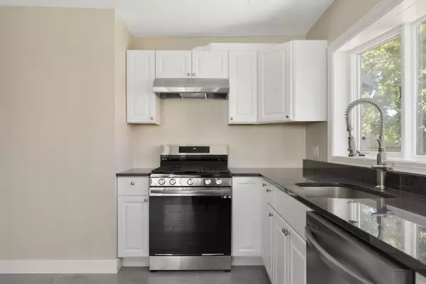 Boston, MA 02131,15 S Fairview St #3