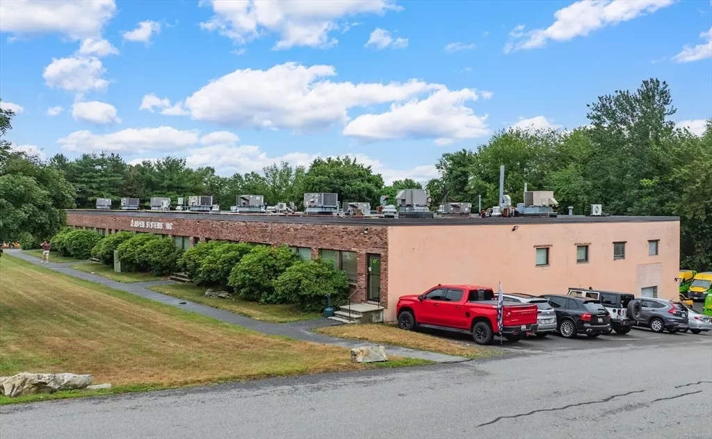 Marlborough, MA 01752,182 Cedar Hill St