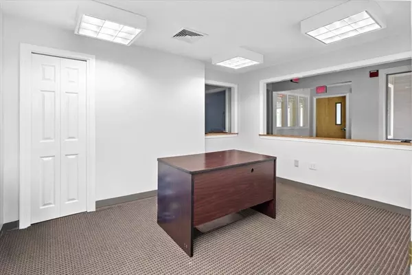 Hingham, MA 02043,21 Fottler Rd