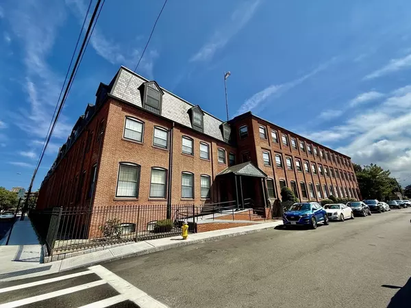 Quincy, MA 02170,10 Weston Ave ##411