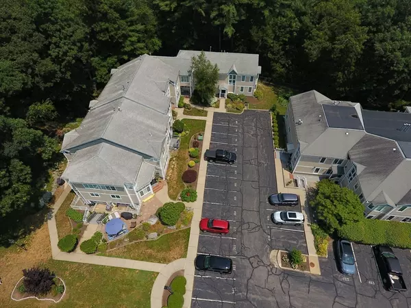Taunton, MA 02780,701 Winthrop Street #313