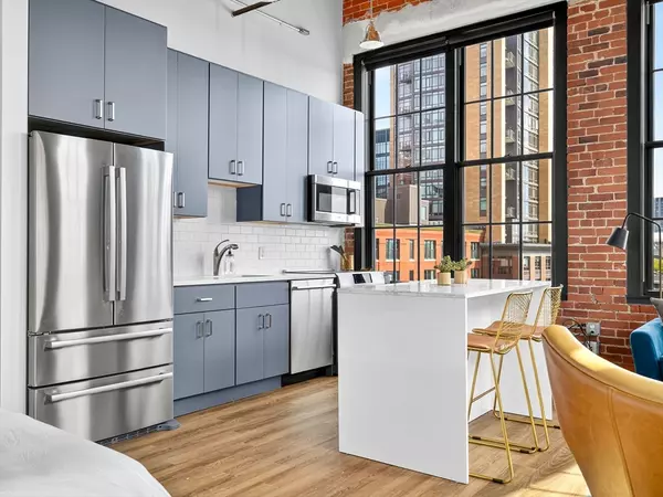 Boston, MA 02210,63 Melcher #507
