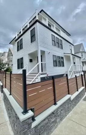 35 Hunnewell #3, Boston, MA 02135