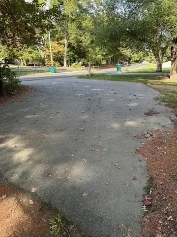 Carver, MA 02330,35 Silva St