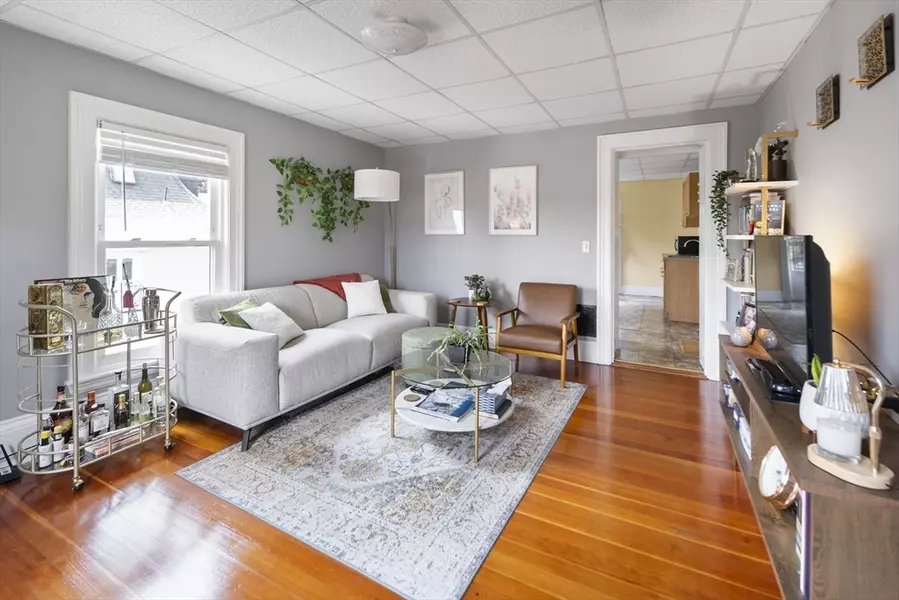 38 Spring #2L, Somerville, MA 02143