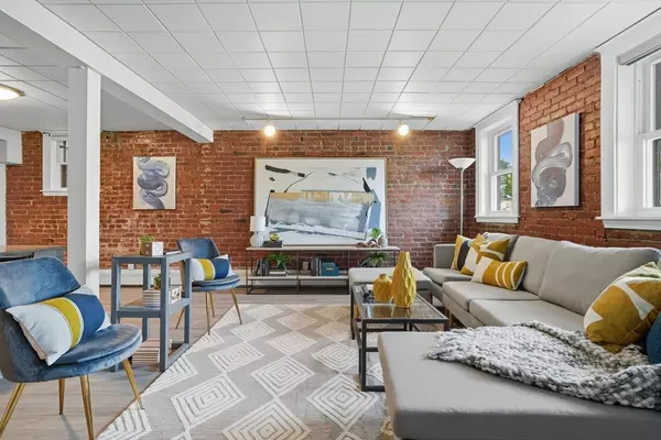 Boston, MA 02135,25 South Street #B1