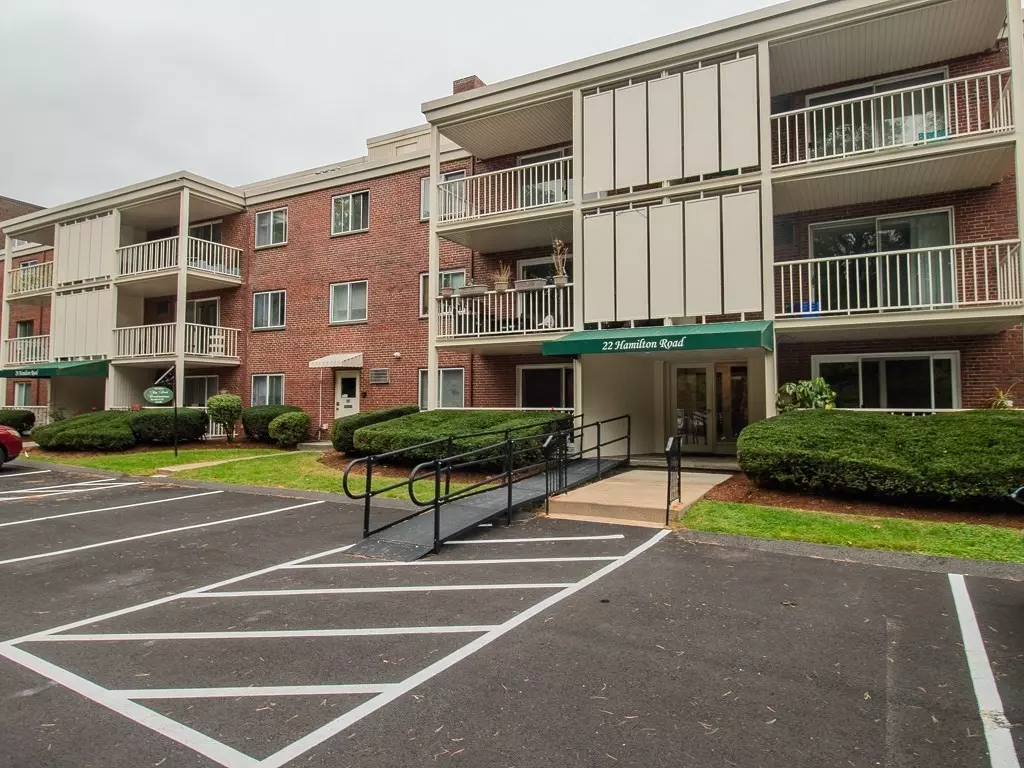 Arlington, MA 02474,22 Hamilton Rd #206