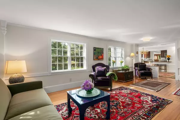 Wenham, MA 01984,231 Larch Row