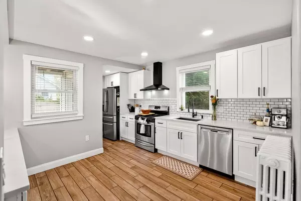 Beverly, MA 01915,8 Arlington Ave