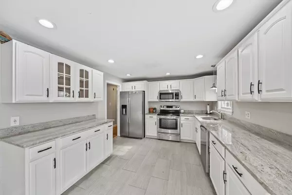 Bridgewater, MA 02324,10 College Rd