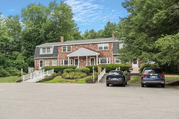 28 Harris Street #2, Acton, MA 01720