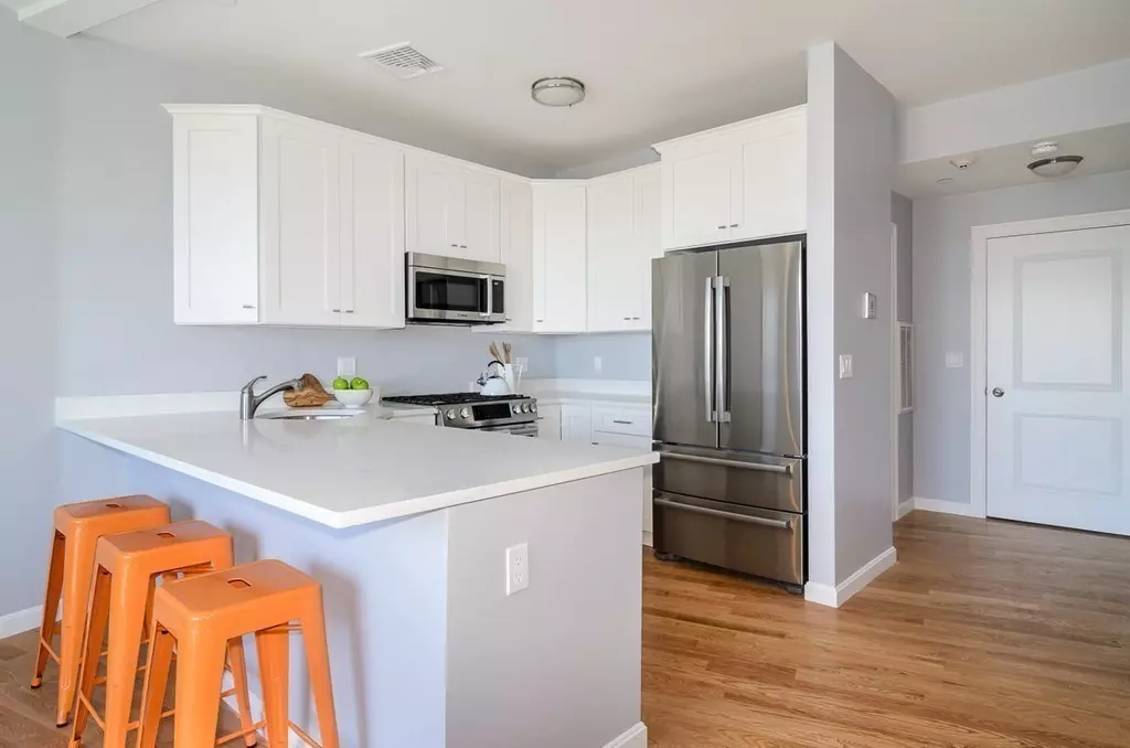 Revere, MA 02151,172 Kimball Avenue #3B