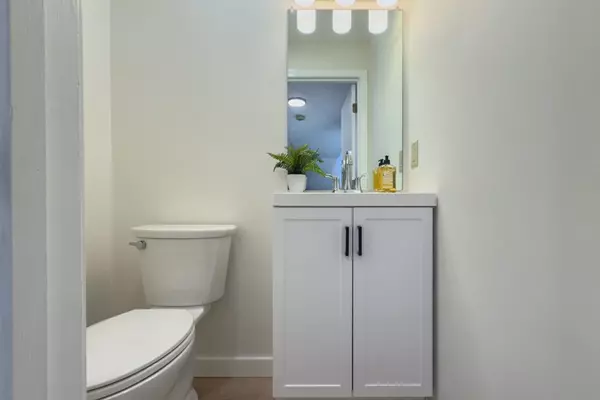 Haverhill, MA 01832,43 West Parrish Ct #30-A