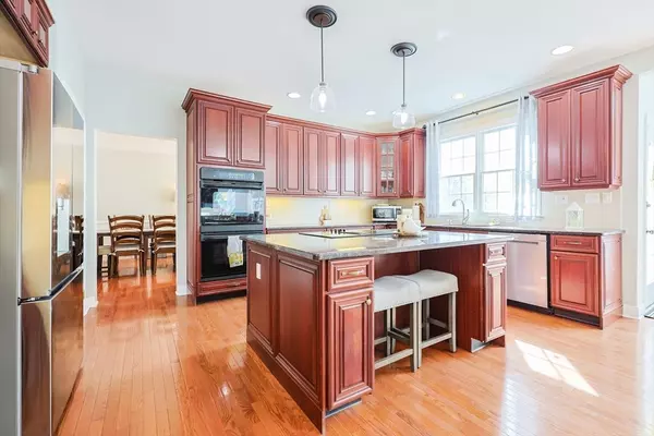 Grafton, MA 01536,1 Valley View Dr