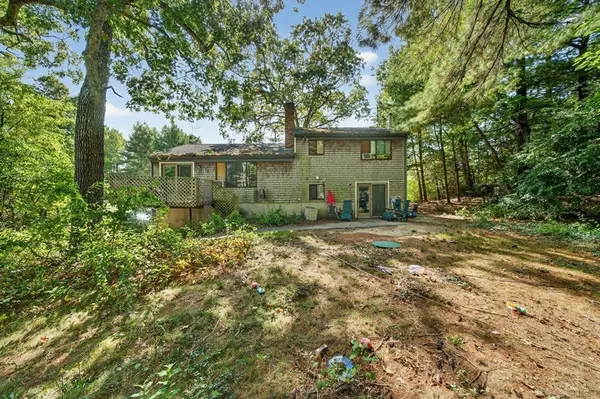 Plymouth, MA 02360,14 Amy Ln