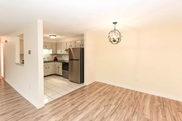 20 Williamsburg Ct #21, Shrewsbury, MA 01545