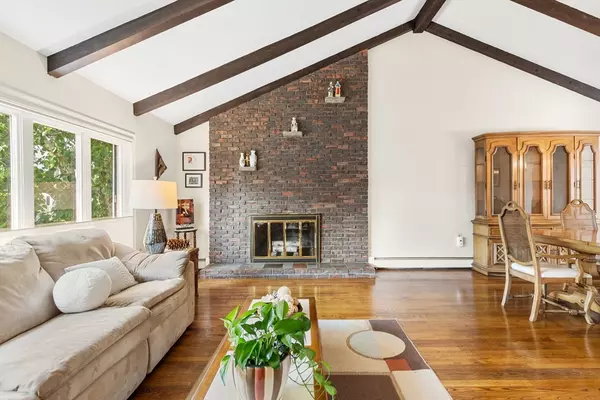 41 Mohawk St, Danvers, MA 01923