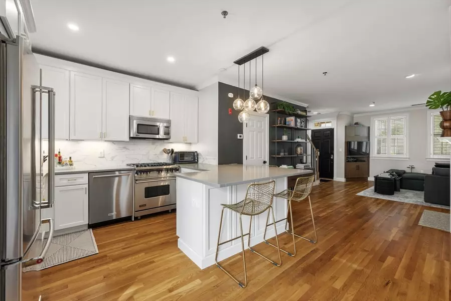 98 Warren Street #98, Boston, MA 02129