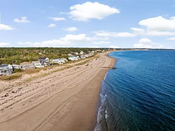 Bourne, MA 02562,133 Phillips Rd