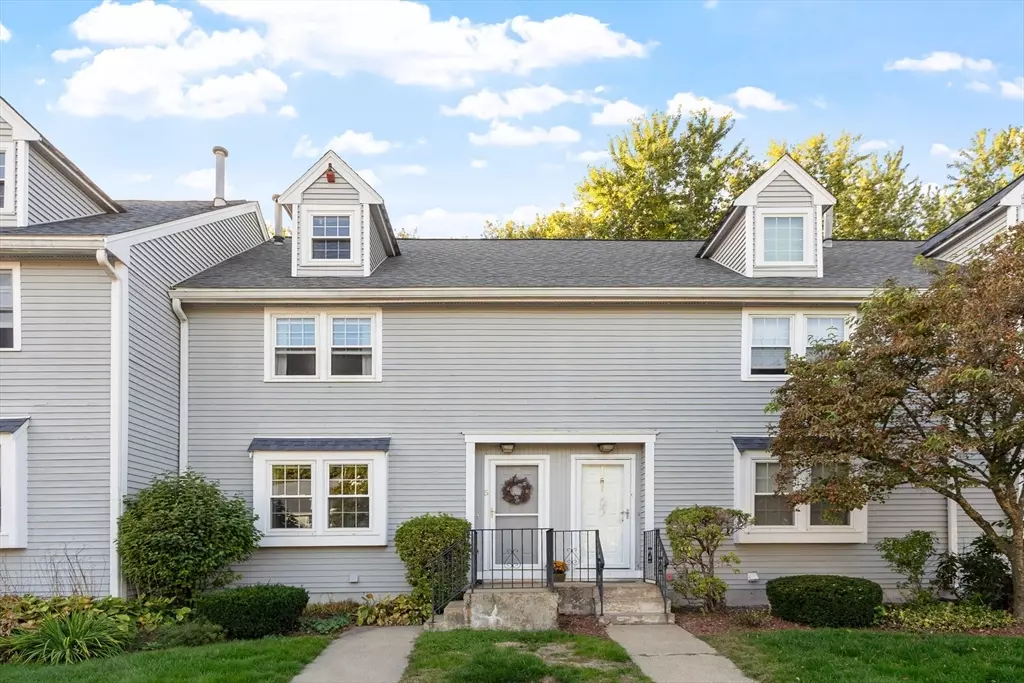 Dracut, MA 01826,161 Flower Lane #5