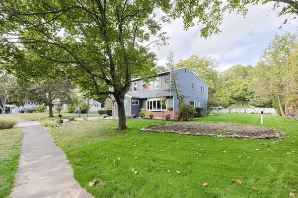 Holliston, MA 01746,65 Wingate Rd