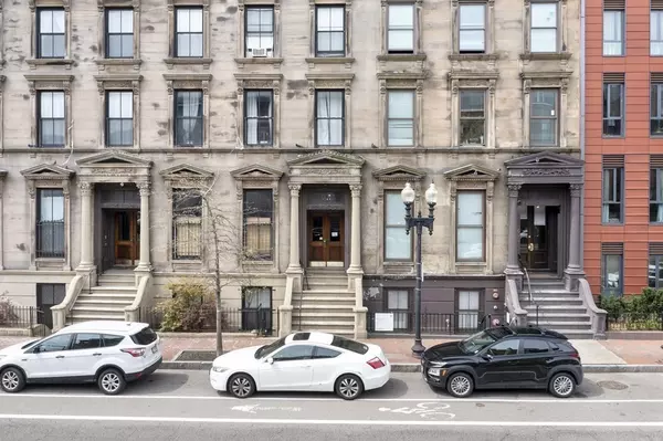 701 Massachusetts Ave #7, Boston, MA 02118