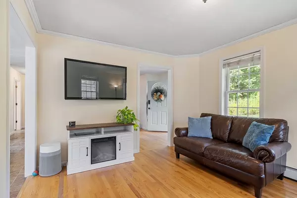 Rutland, MA 01543,17 Clealand Cir