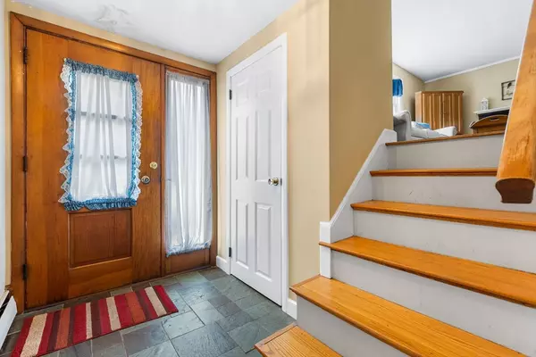 Framingham, MA 01701,82 Joseph Road