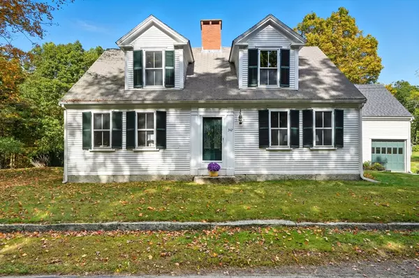 342 Summer St, Norwell, MA 02061