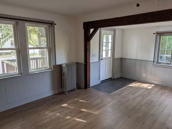 Deerfield, MA 01373,25 Graves Street