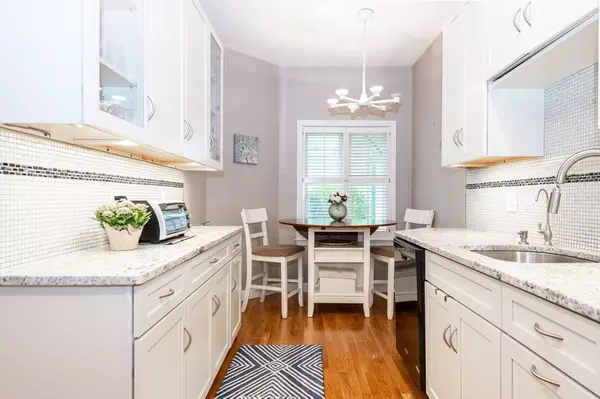 Waltham, MA 02452,178 Bishops Forest Dr #178