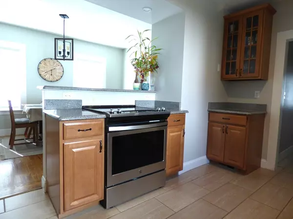 Ludlow, MA 01056,32 Berkshire St