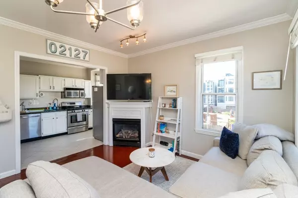 Boston, MA 02127,201 D St #2