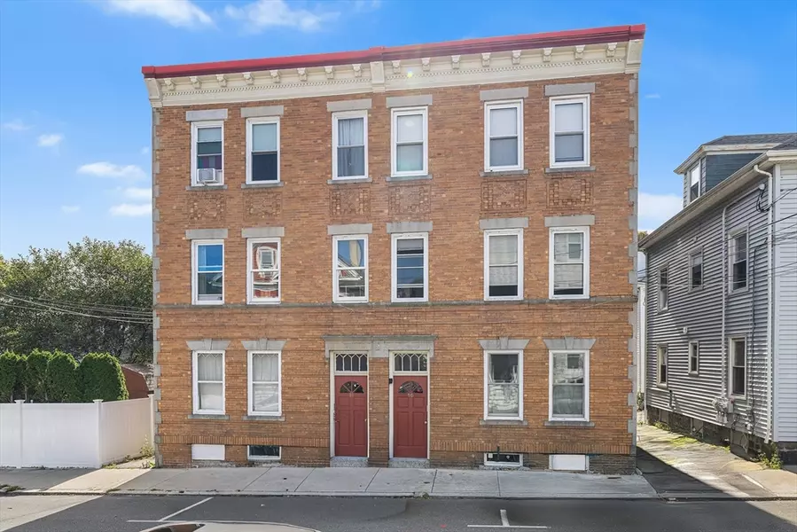 16 Leavitt St #2, Salem, MA 01970