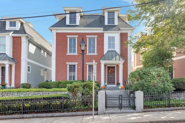 7 Mill St #7, Arlington, MA 02476