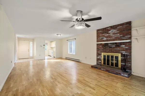 Franklin, MA 02038,110 Highwood Dr #110