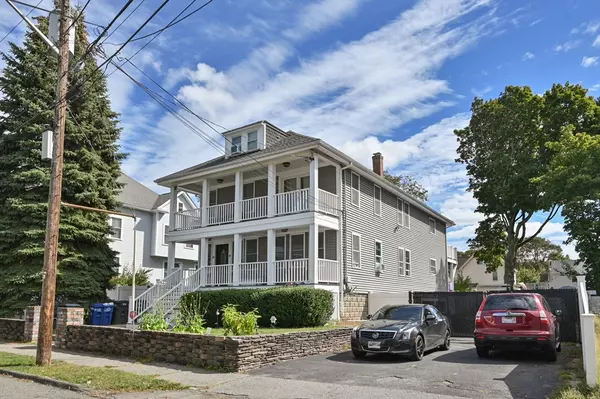 Saugus, MA 01906,32-34 Mount Vernon St