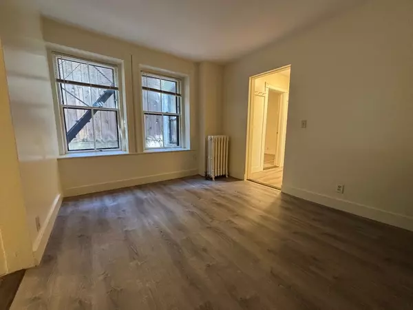 Boston, MA 02114,68 Myrtle St. #1