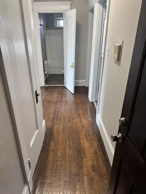 Springfield, MA 01105,66 Mattoon St #11