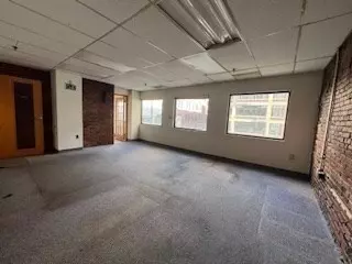 Boston, MA 02111,200 Lincoln St #403